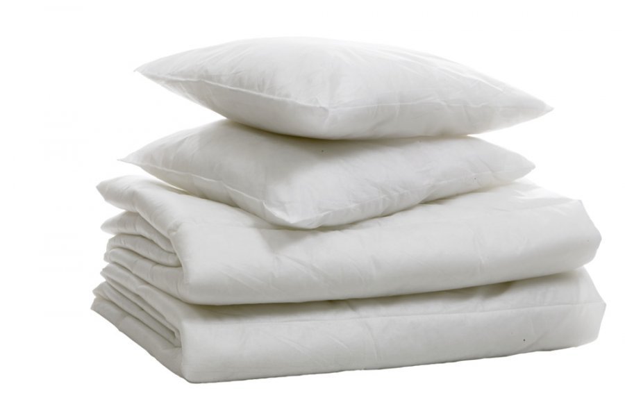 Ellos Synteettinen Kuitupeitto Ja Tyyny Valkoinen