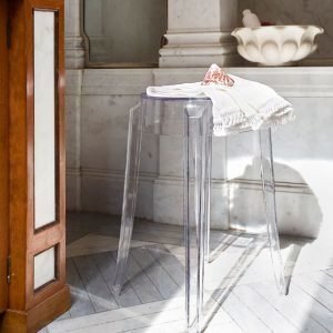 Kartell Charles Ghost Jakkara S Kristalli
