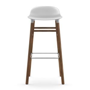 Normann Copenhagen Form Baarituoli Valkoinen / Saksanpähkinä 75 Cm
