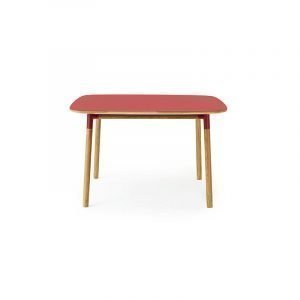 Normann Copenhagen Form Pöytä Punainen / Tammi 120x120 Cm