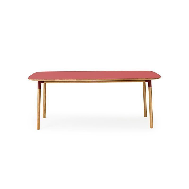 Normann Copenhagen Form Pöytä Punainen / Tammi 95x200 Cm