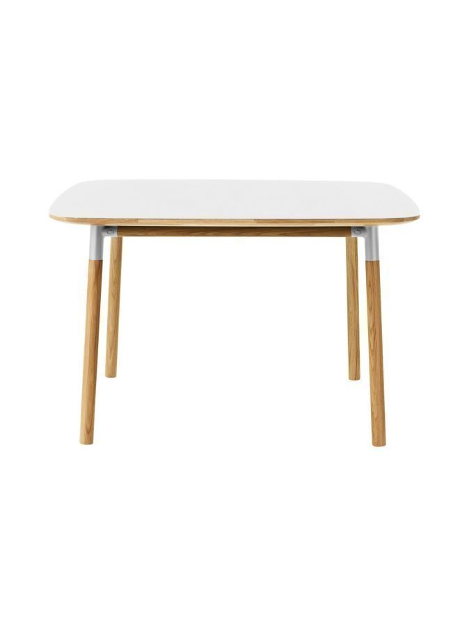 Normann Copenhagen Form Pöytä