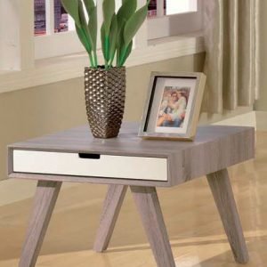 Vesterby 2 Lamppupöytä